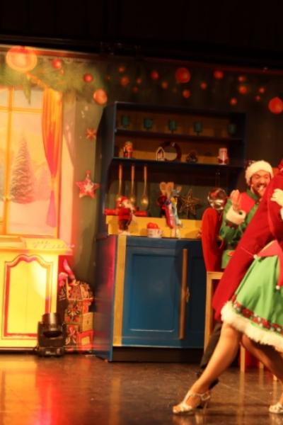 Le Père Noël et les lutins farceurs - Le casting de Noël !