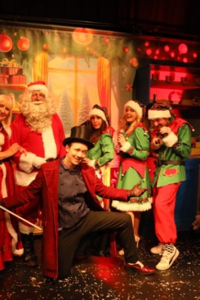 Le Père Noël et les lutins farceurs - Le casting de Noël !